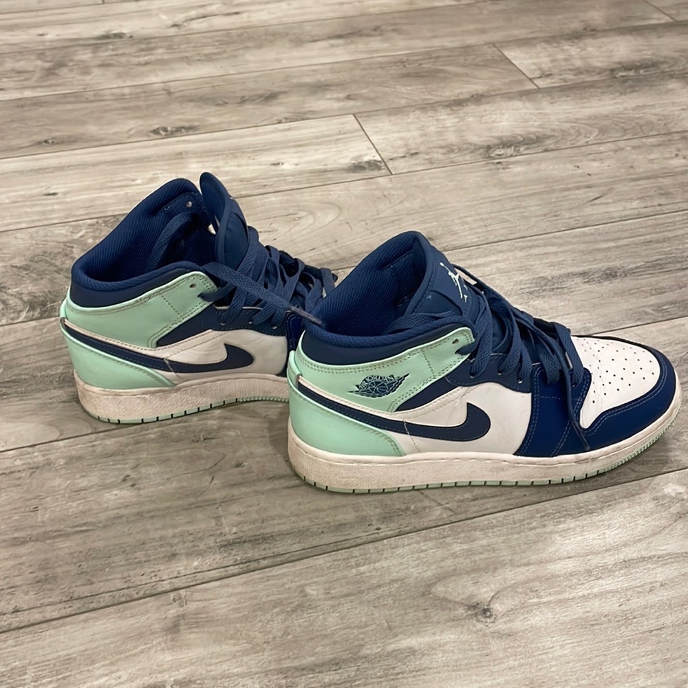 Kids Nike Air Jordan sneakers